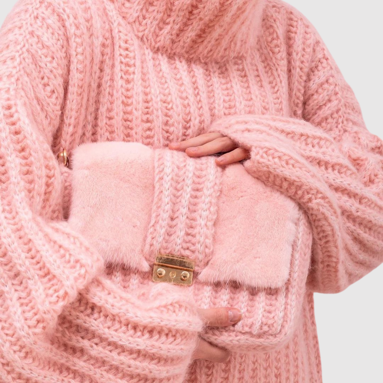 Nora – Sweter z miękką objętością