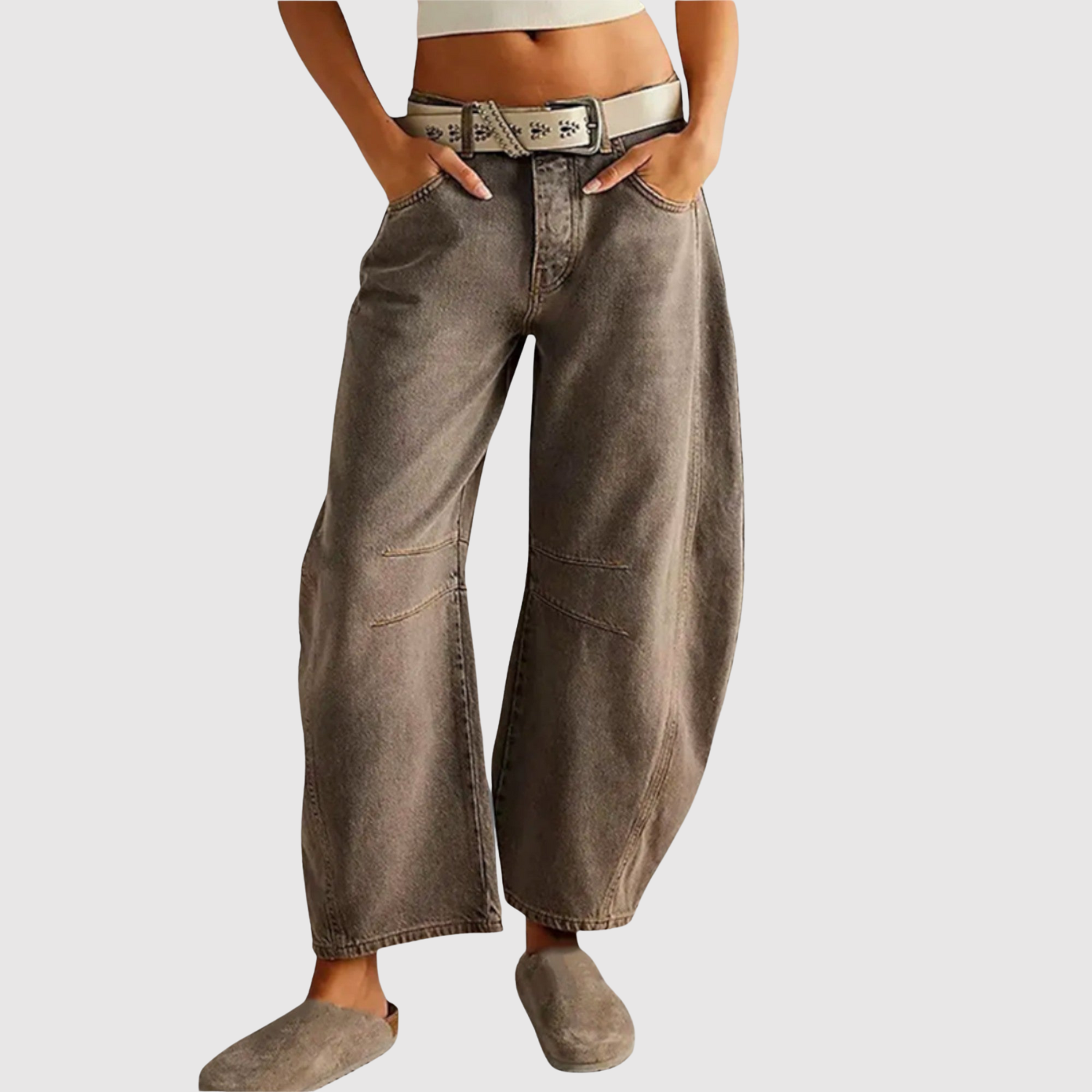 Kira – Dżinsy o szerokim kroju i miejskim stylu