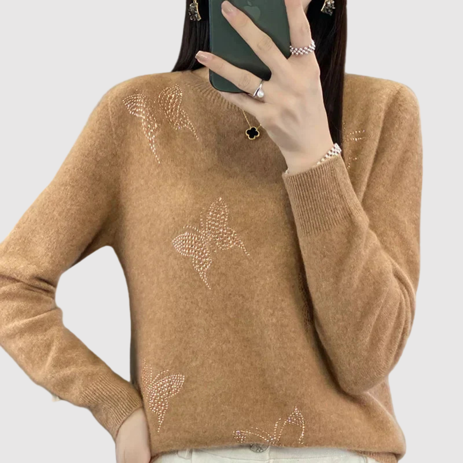 Nora – Sweter pleciony z subtelnym wzorem gwiazdy