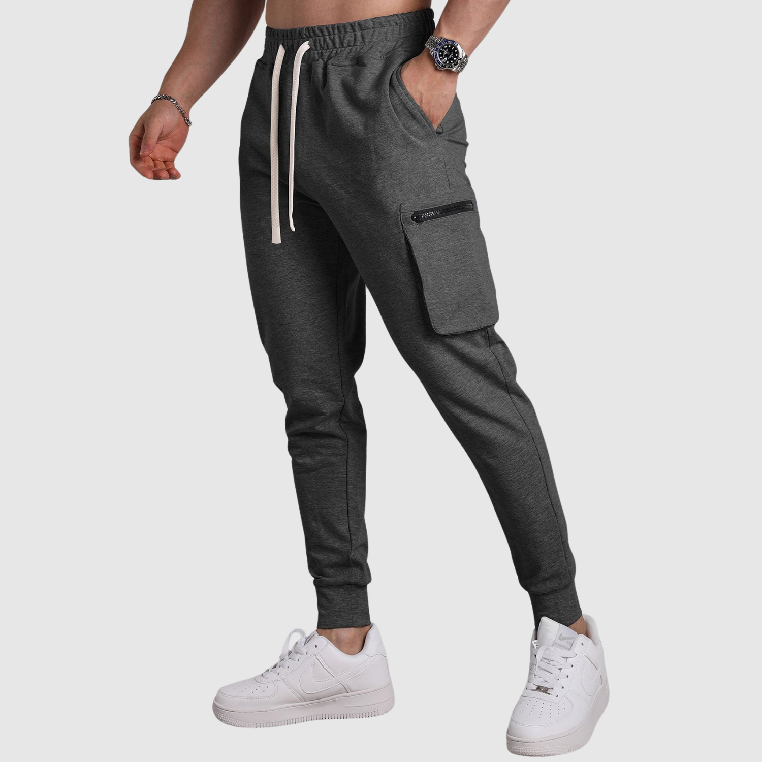 Denis – Spodnie sportowe z boczną kieszenią