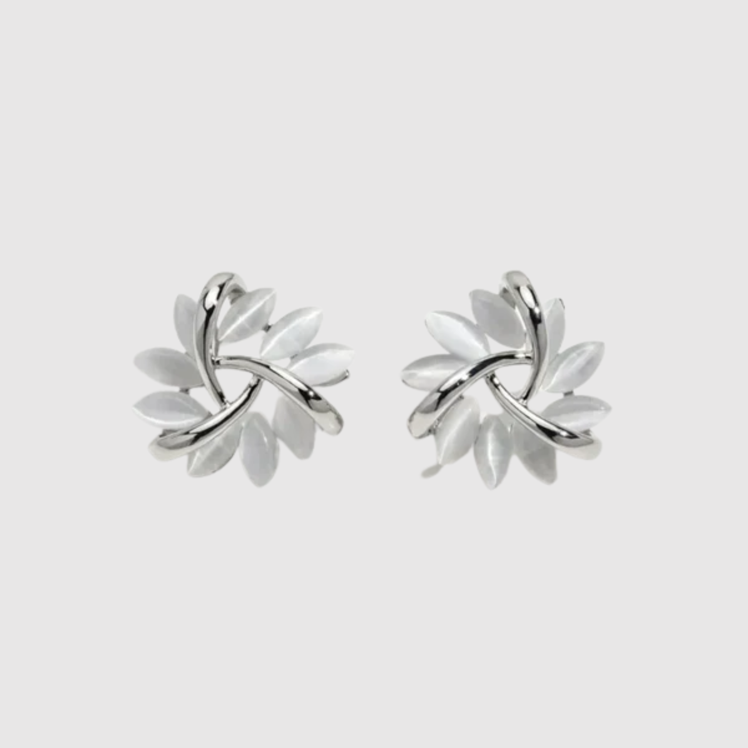Elisa – Eleganckie kolczyki w kształcie kwiatu