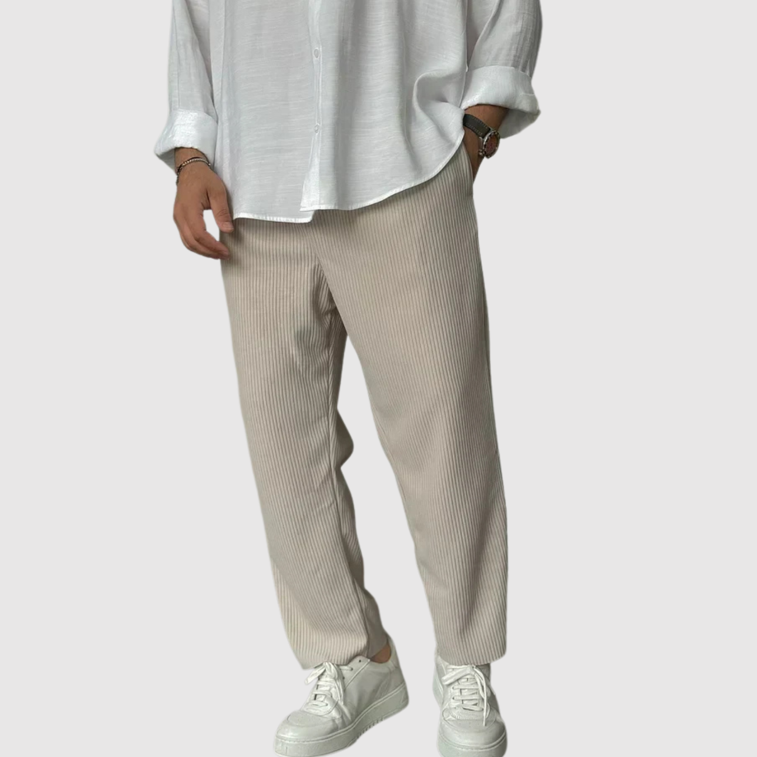 Leo – Spodnie w nowoczesnym minimalistycznym stylu