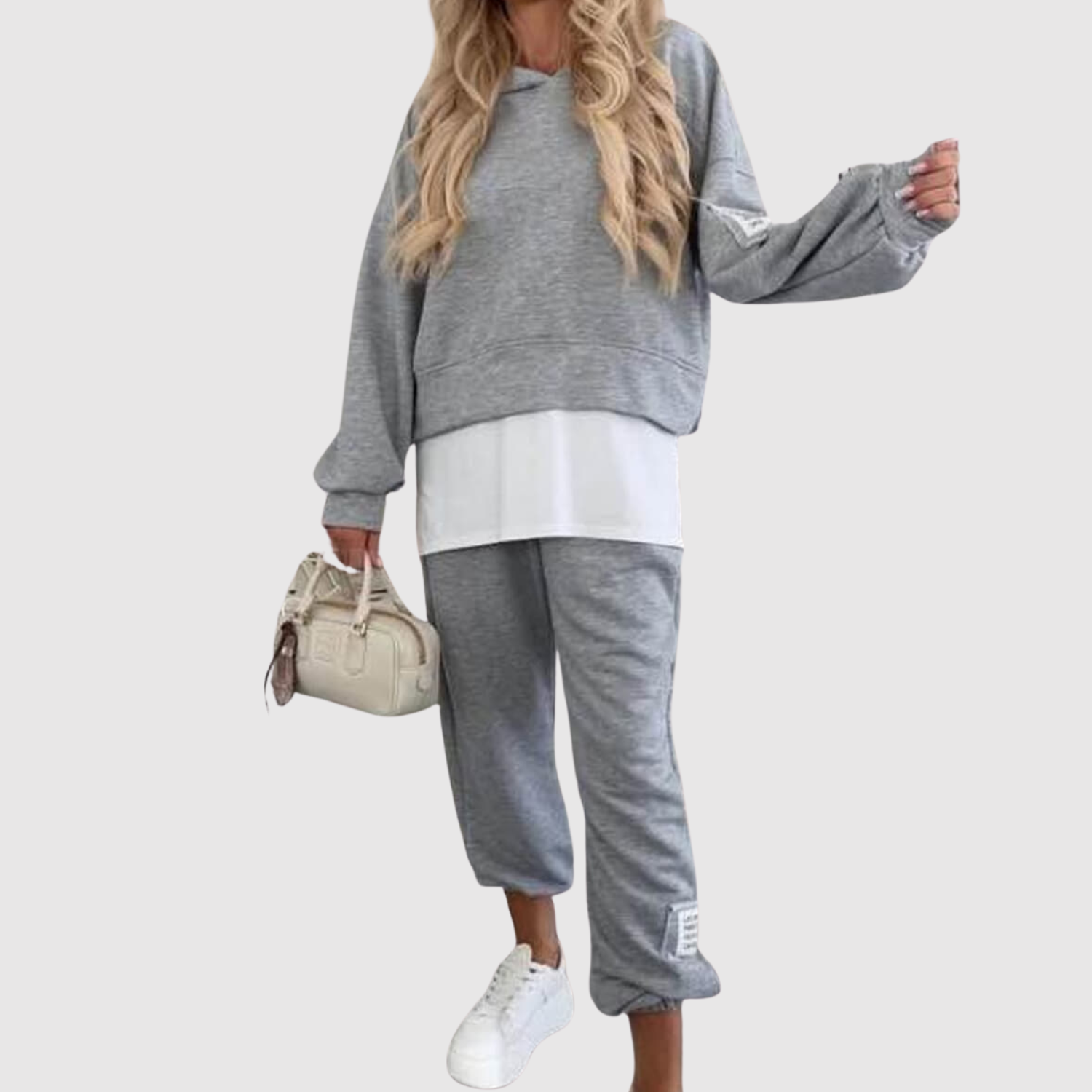 Natálie - Damski sportowy komplet z nowoczesną sylwetką