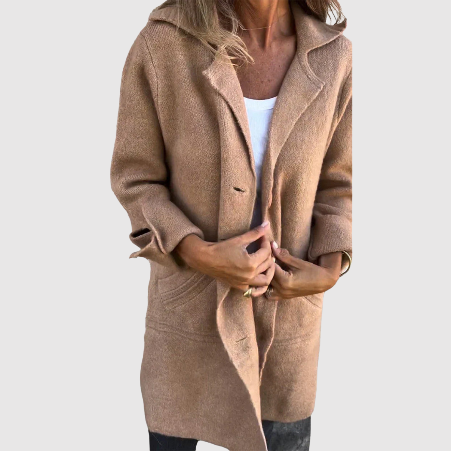 Jelena - Długi damski płaszcz z guzikami