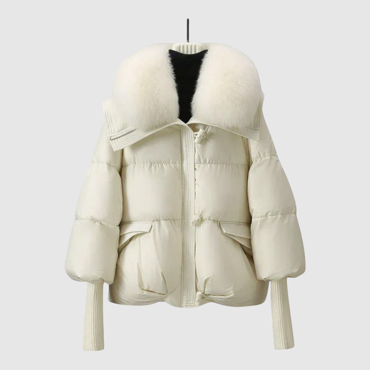 Jelena – Krótka kurtka z puchu i paskiem