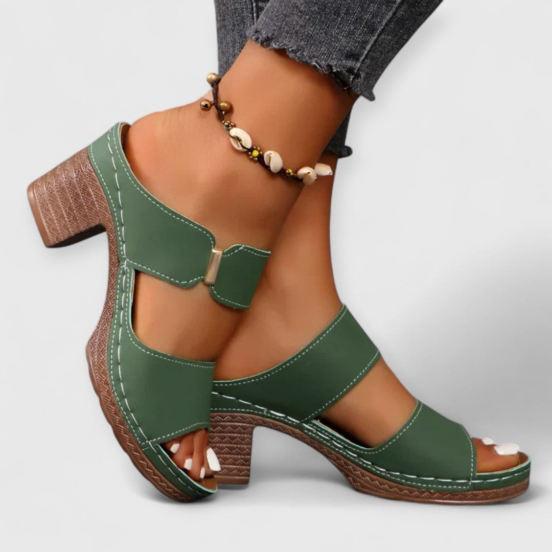 Teodora – Ortopedyczne sandały z szerokim obcasem i wyjątkowym komfortem