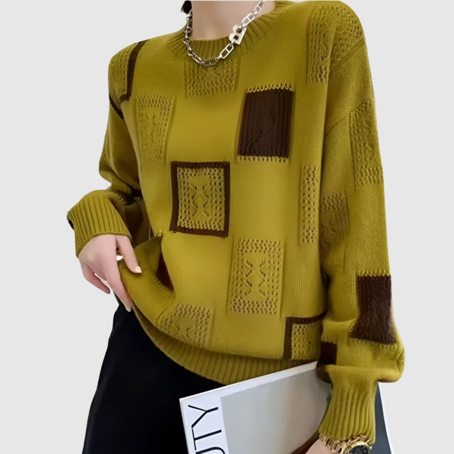 Nora – Sweter z graficznymi kontrastami