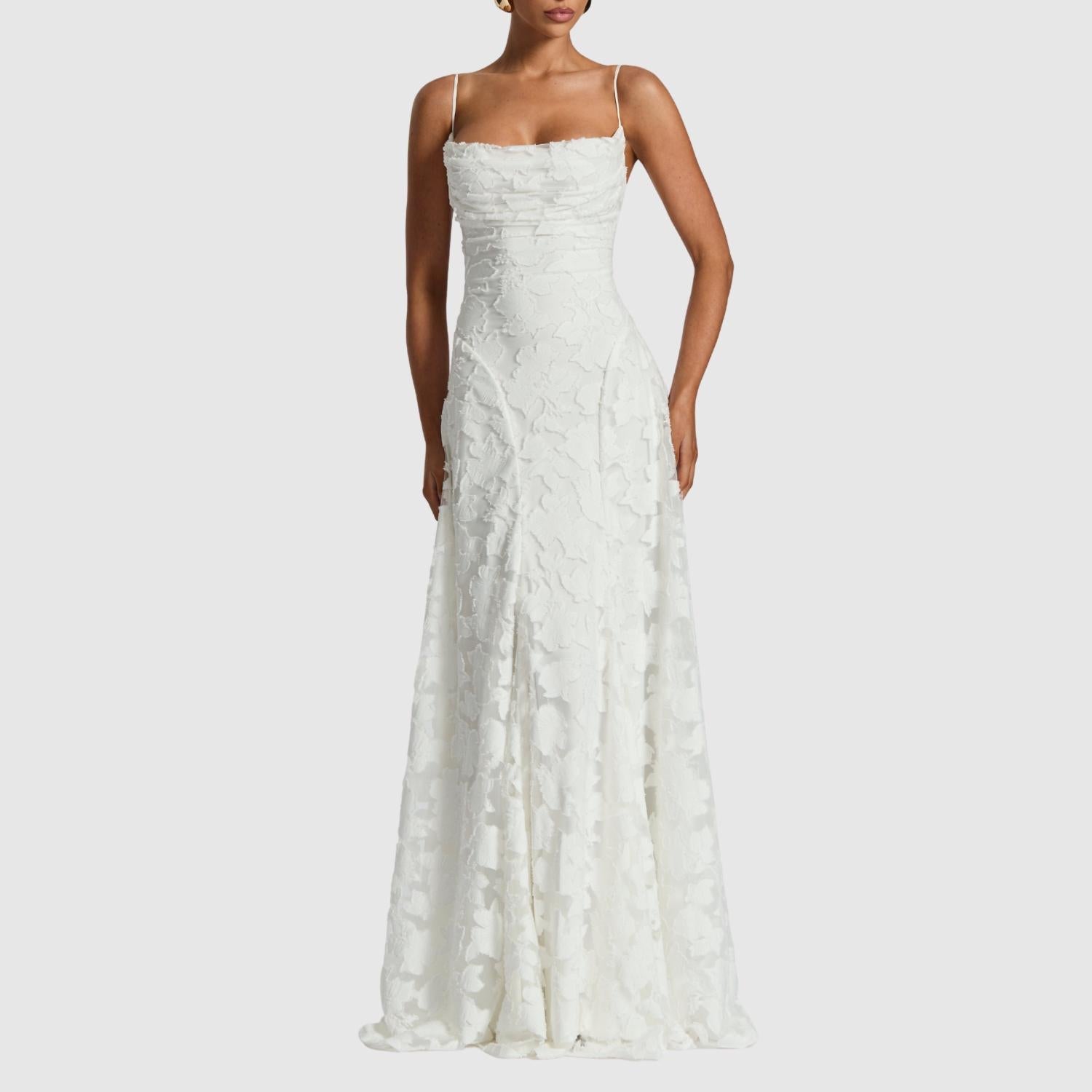 Eliška - Elegancka sukienka wieczorowa z efektownym tyłem